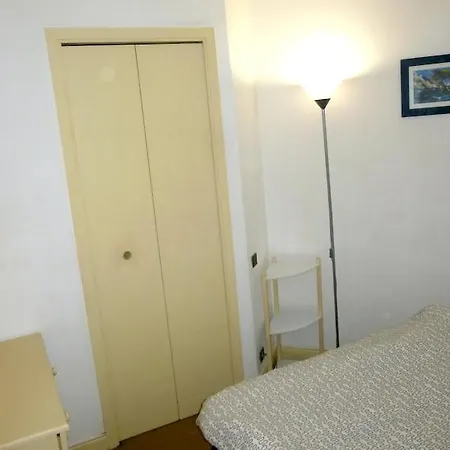 Nice-miramar And Parking 尼斯