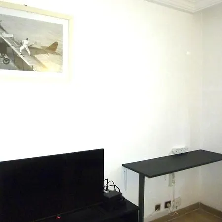 Nice-miramar And Parking 尼斯